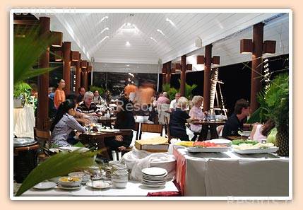 Iyara Beach Hotel & Plaza 17